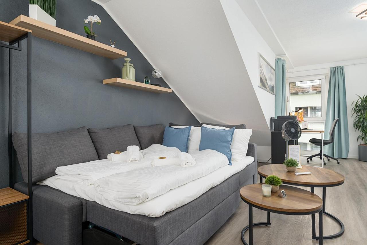 Federnest - Luxus-Studio - Kingsize Boxspringbett - Home-Office Mit Monitor Und Drucker - 11 Min Hbf Duisburg Exterior foto